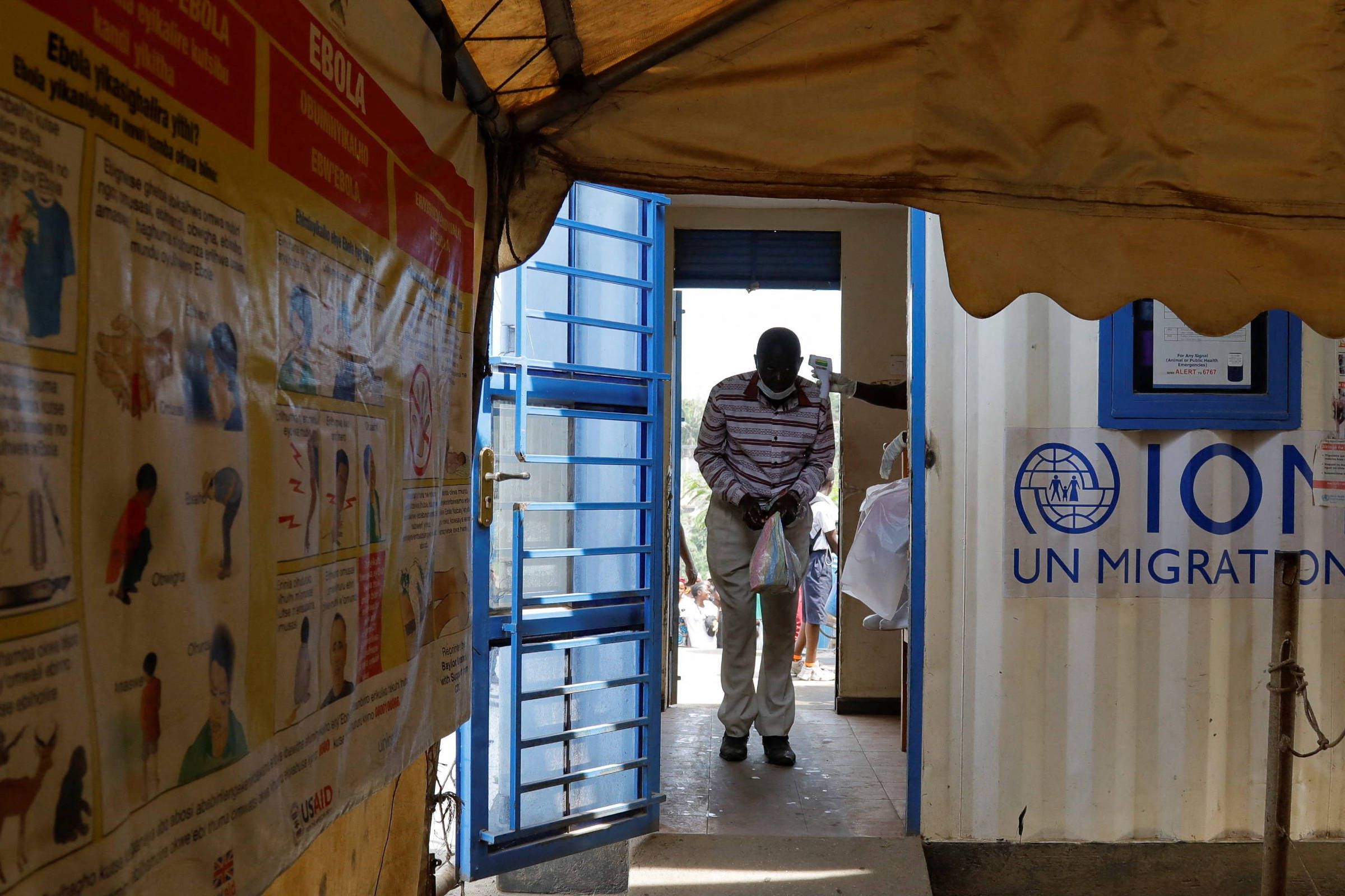 Quênia aprova pedido de quarentena dos EUA para americanos expostos ao ebola