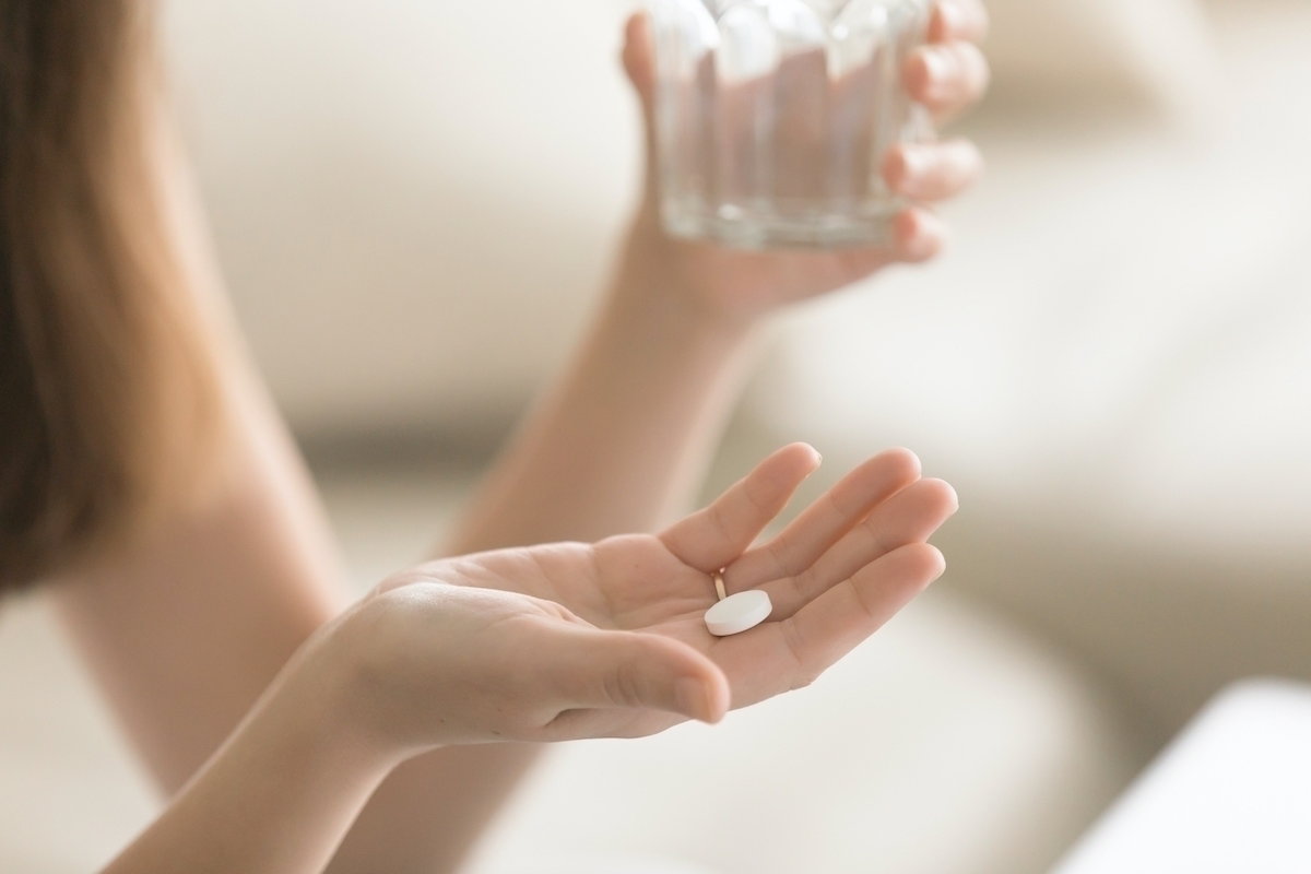 8 remédios para sinusite (medicamentos e opções caseiras)
