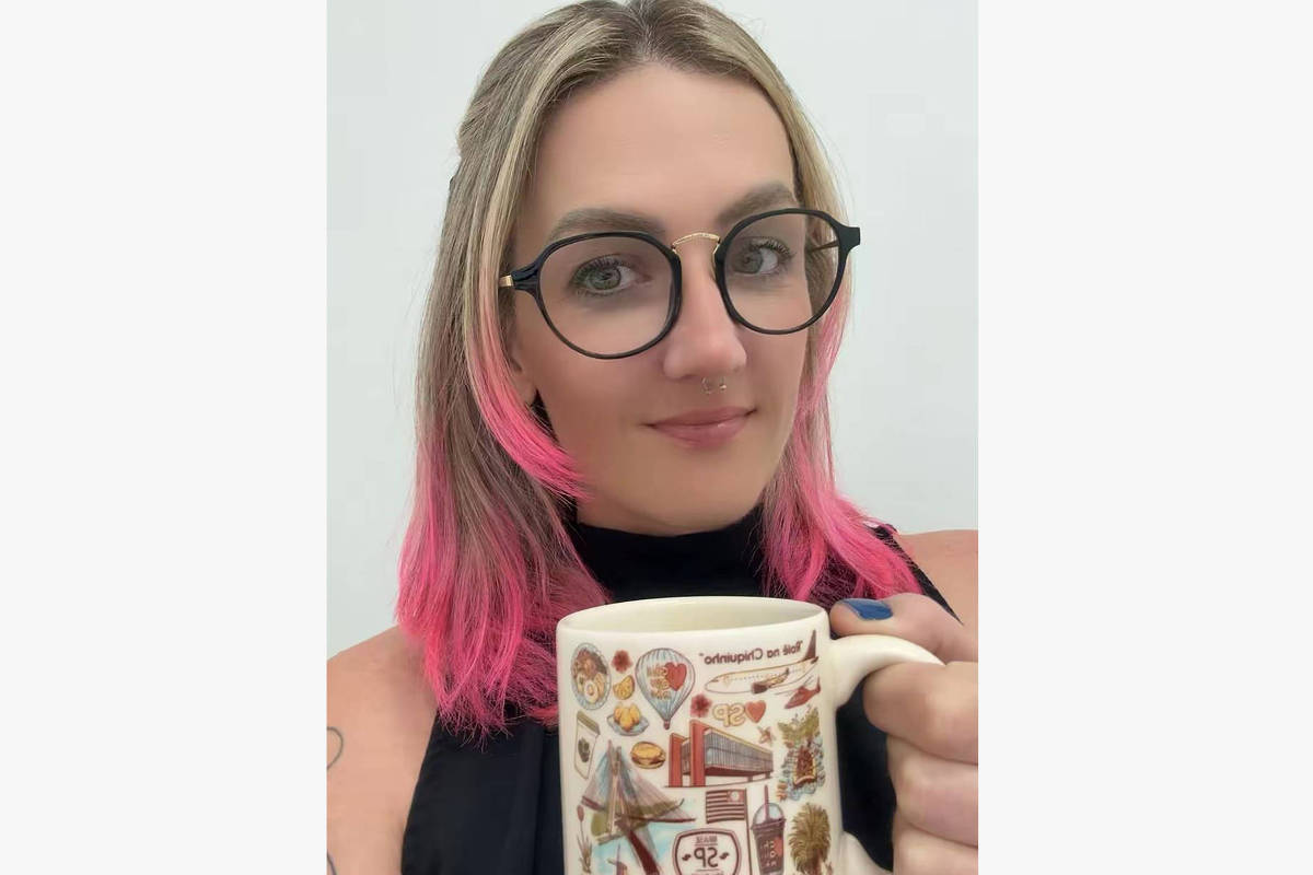'O corpo morto fala': médica legista vira influenciadora ao tirar dúvidas sobre morte nas redes sociais
