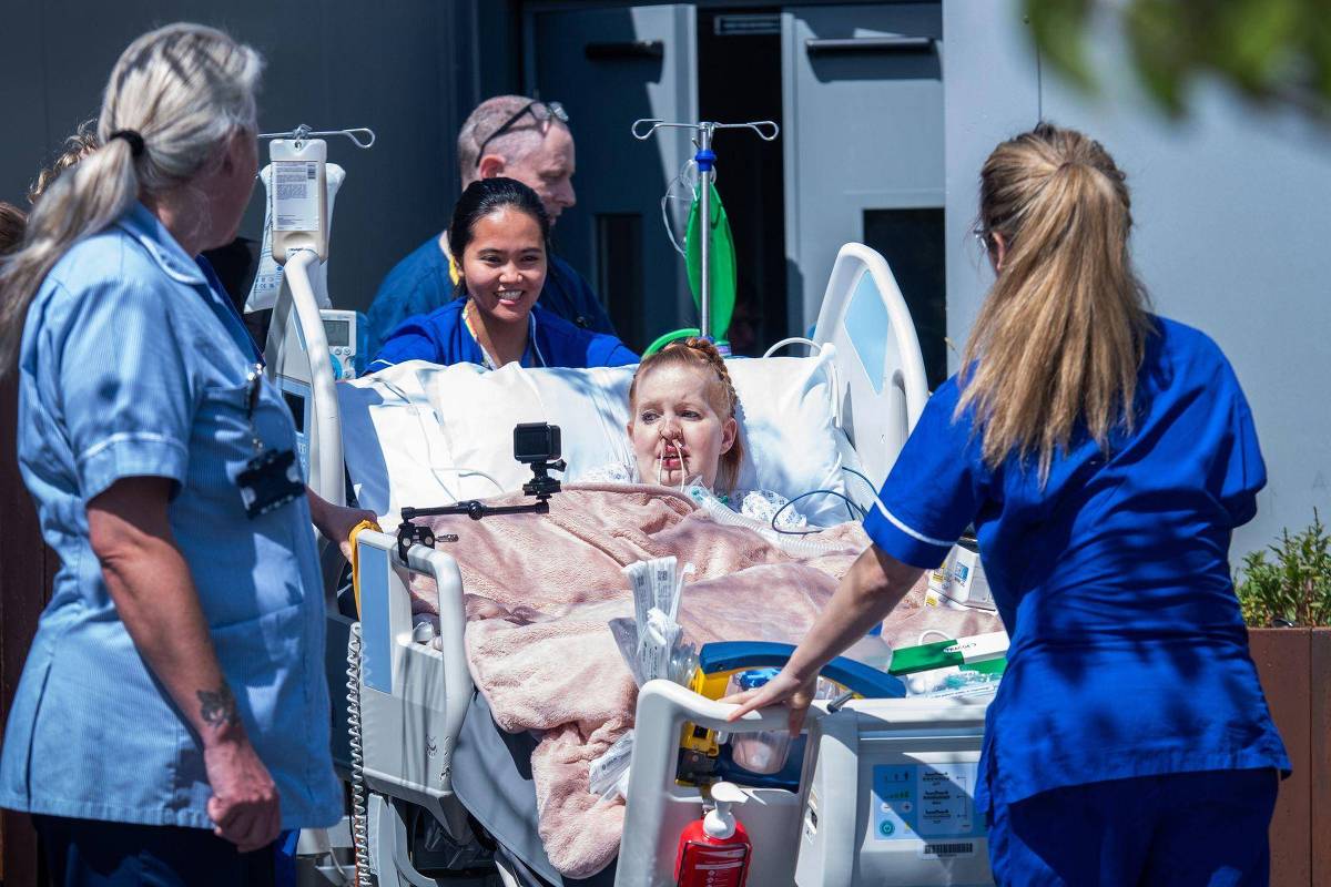 'Tinha me esquecido da sensação de estar ao ar livre': como é a primeira UTI instalada no terraço de um hospital