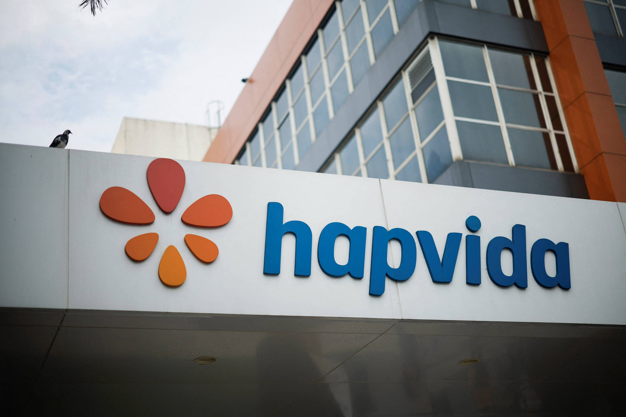 Hapvida NotreDame é condenada por não autorizar tratamento para idoso com câncer